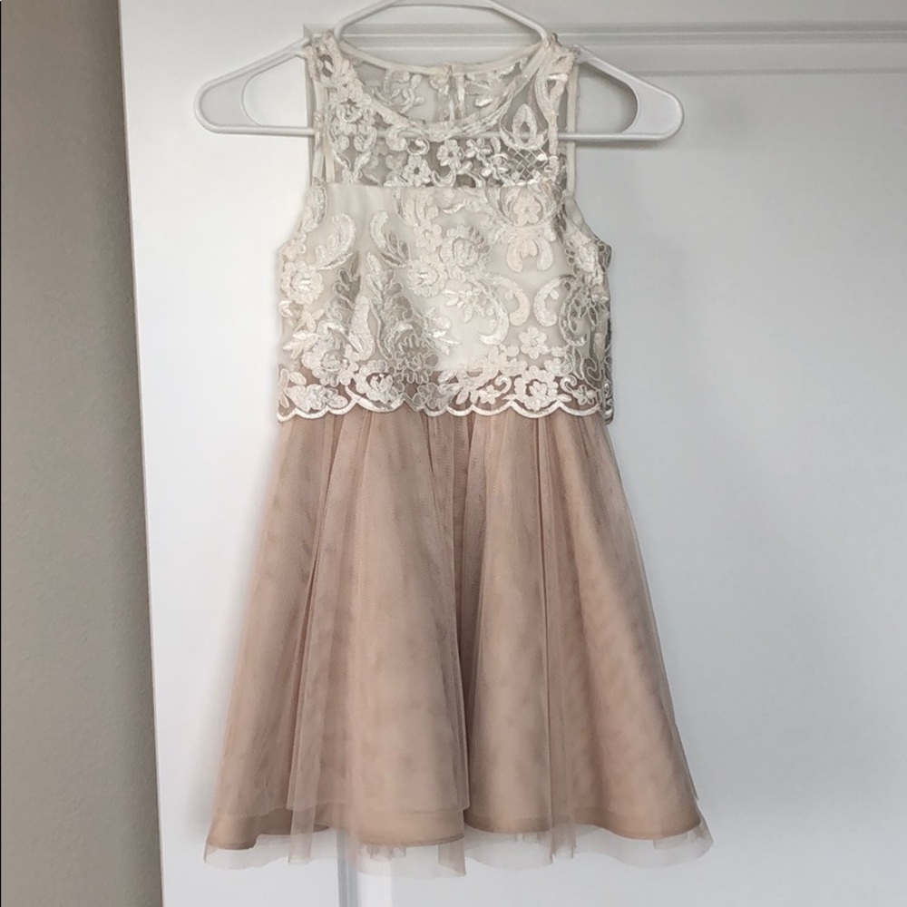 Little girls dress